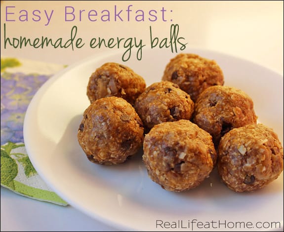 Easy Breakfast: Homemade Energy Balls
