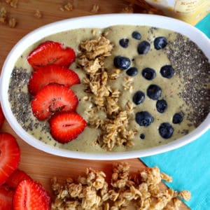 Looking for the benefits of a green smoothie but with more chewiness and texture? Check out this Strawberry Banana Nut Green Smoothie Bowl recipe!