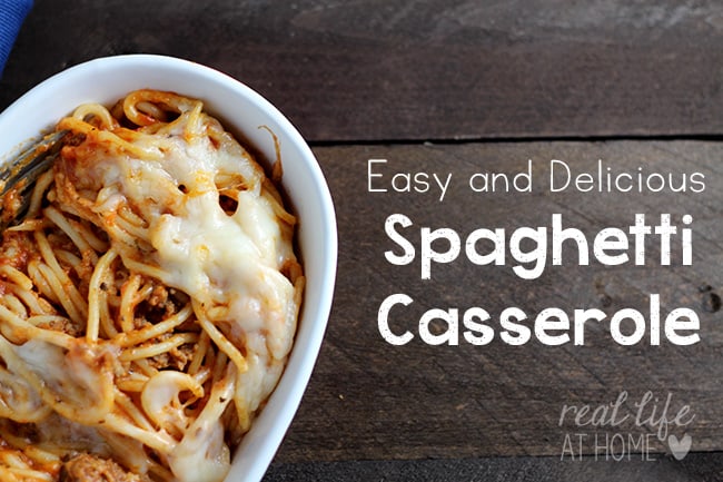 Need a quick to throw together meal that's sure to please? This spaghetti casserole recipe is quick and delicious! | Real Life at Home