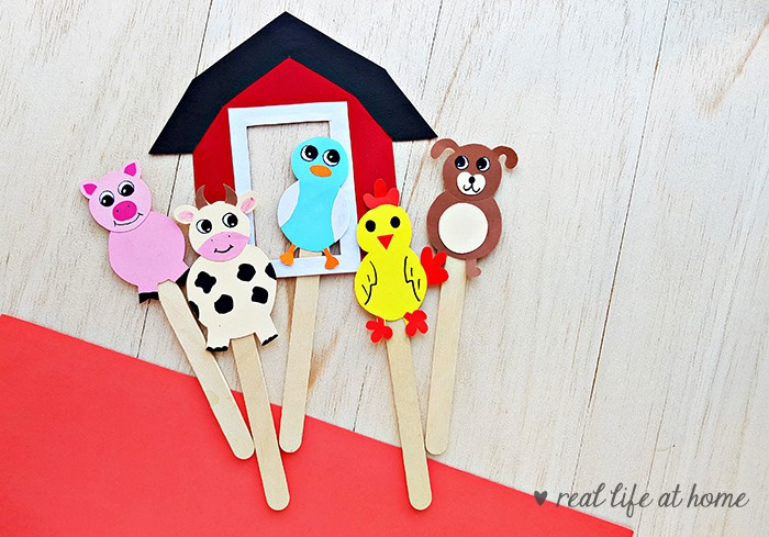 Farm Animal Stick Puppets Craft with Free Printable Patterns