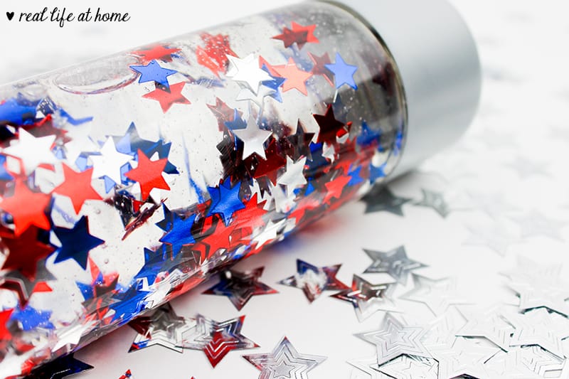How to Make a Sensory Bottle (Picture of a Patriotic Sensory Bottle)