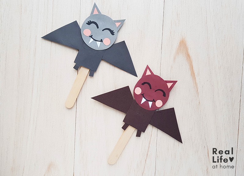 Bat Stick Puppet Craft for Kids (with printable template)